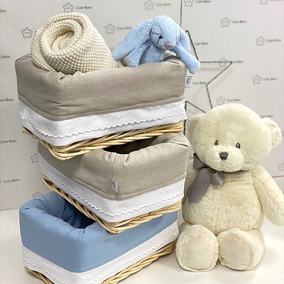 Cesta mimbre para cremas con cenefa y puntilla