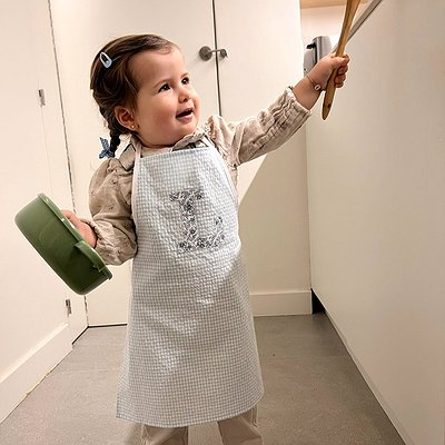 Delantal para niños con inicial
