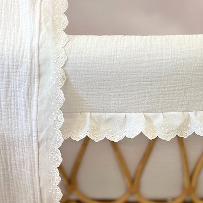 Moisés de caña de bambú ovalado XL con puntillas