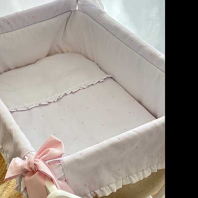 Moisés de tijera o mini cuna con volantes