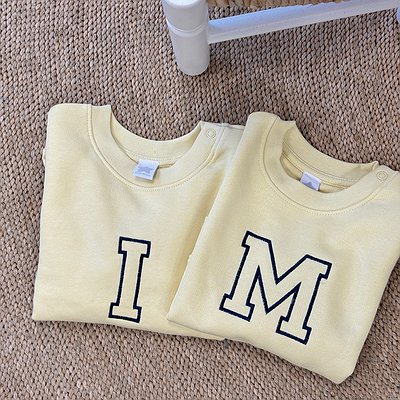 Sudadera Adulto con inicial bordada