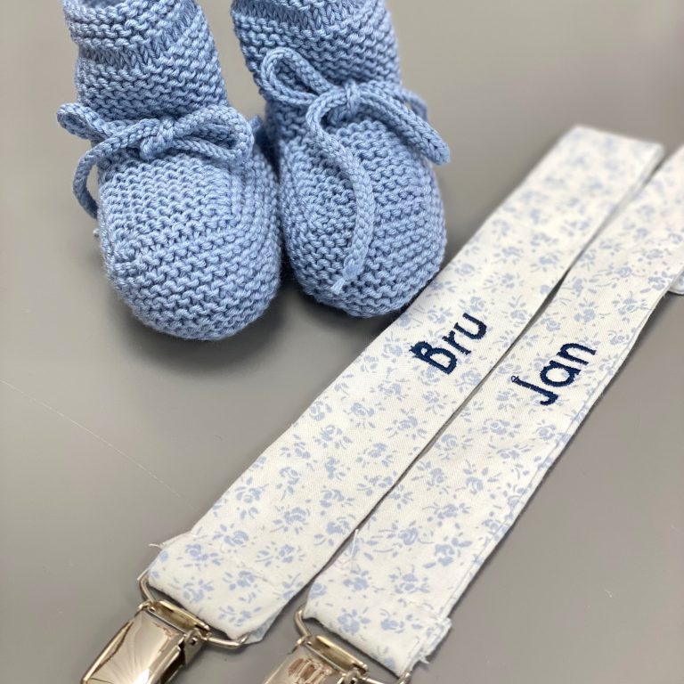 Porta chupete Personalizado - Crochet Azul Marino