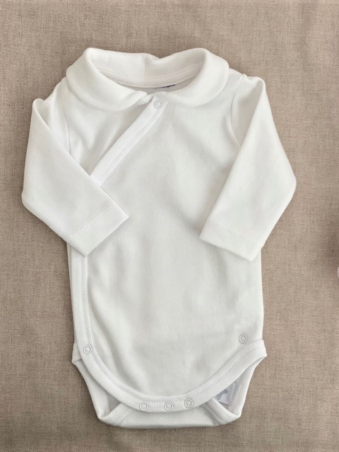 Body bebé manga larga o corta con inicial bordada a mano Cotó Blanc